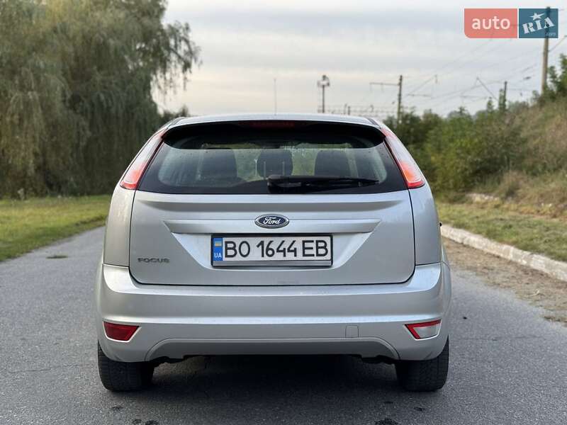Хэтчбек Ford Focus 2011 в Тернополе