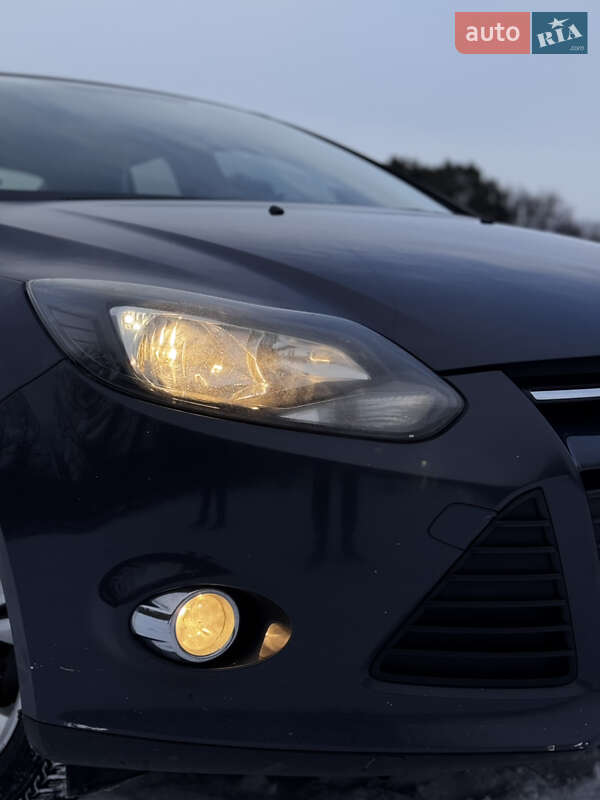 Седан Ford Focus 2013 в Чернигове фото 4 Седан Ford Focus 2013 в Чернигове