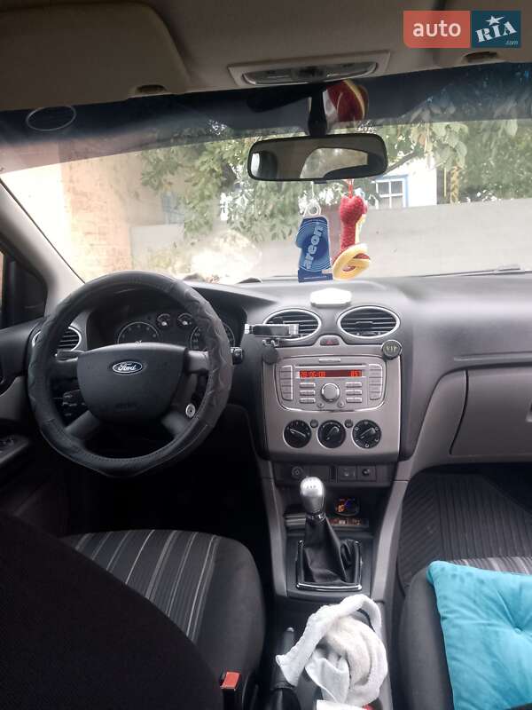 Седан Ford Focus 2008 в Пирятине