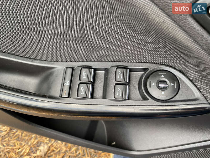 Седан Ford Focus 2013 в Чернигове фото 22 Седан Ford Focus 2013 в Чернигове