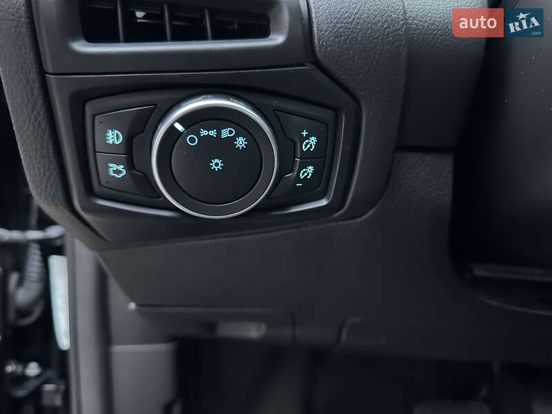 Седан Ford Focus 2018 в Николаеве фото 15 Седан Ford Focus 2018 в Николаеве