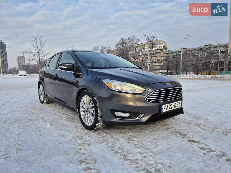 Хэтчбек Ford Focus 2015 в Киеве