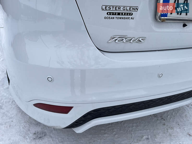 Седан Ford Focus 2016 в Києві