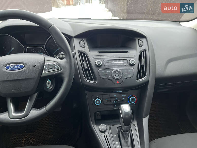 Седан Ford Focus 2016 в Києві