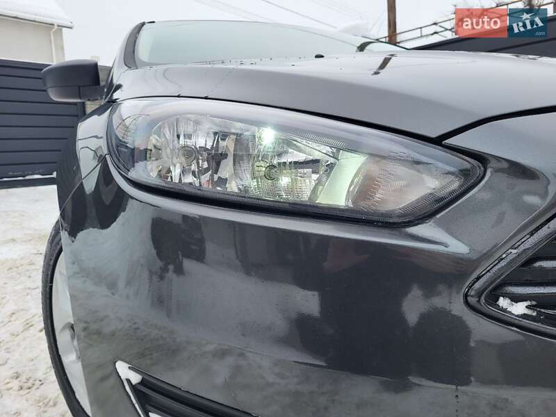 Седан Ford Focus 2018 в Львові