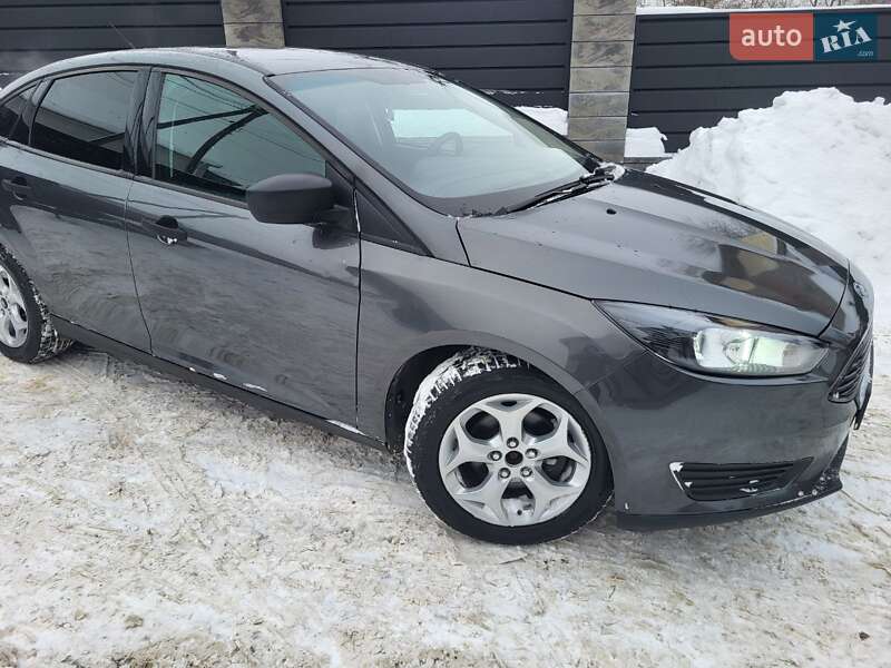 Седан Ford Focus 2018 в Львові