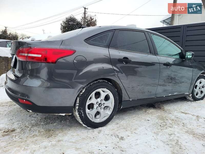 Седан Ford Focus 2018 в Львові