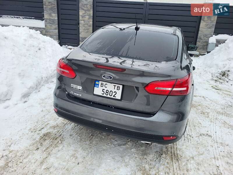 Седан Ford Focus 2018 в Львові