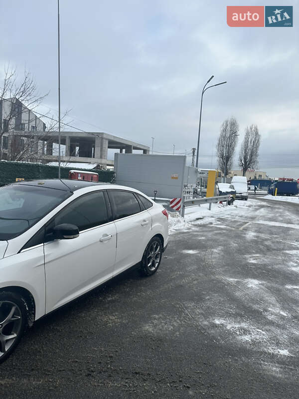 Седан Ford Focus 2012 в Києві