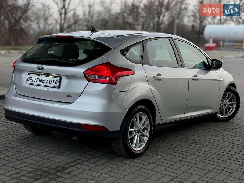 Хэтчбек Ford Focus 2015 в Днепре