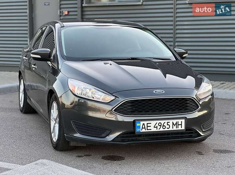 Хетчбек Ford Focus 2015 в Дніпрі