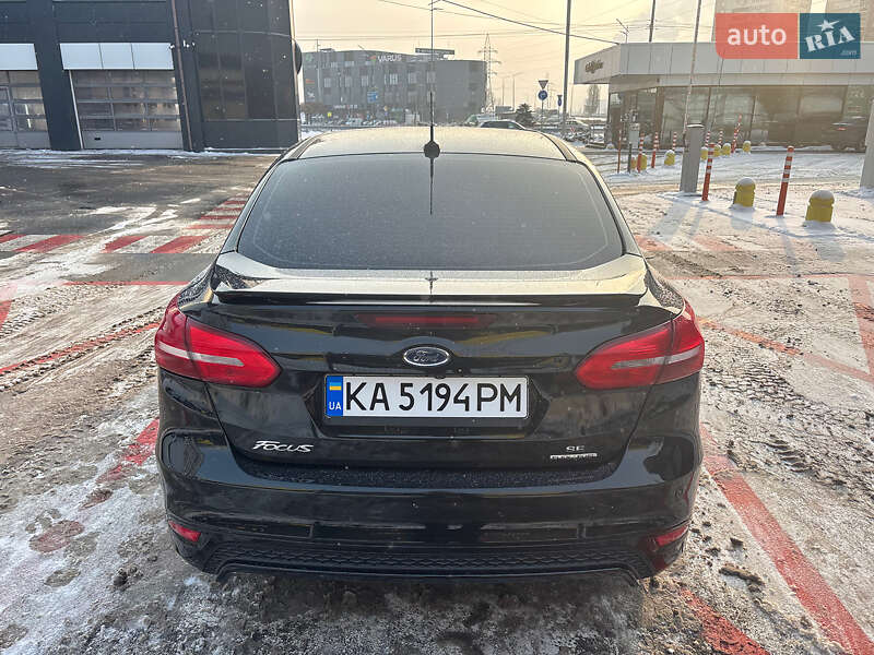 Седан Ford Focus 2015 в Киеве