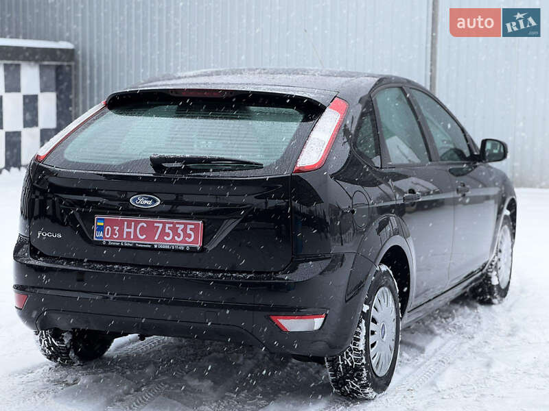 Хэтчбек Ford Focus 2008 в Вознесенске