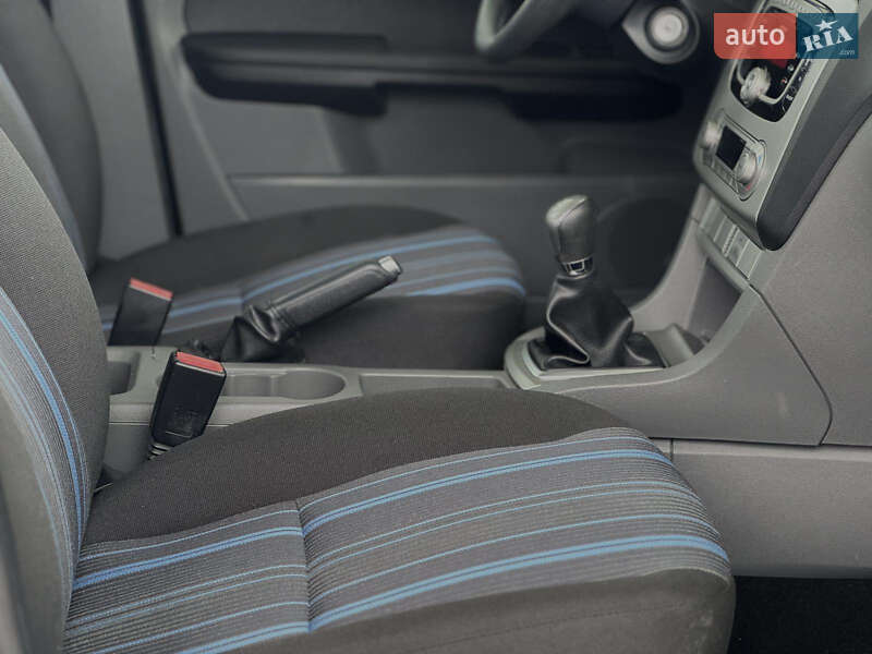 Хэтчбек Ford Focus 2008 в Вознесенске