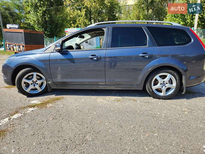 Універсал Ford Focus 2010 в Харкові