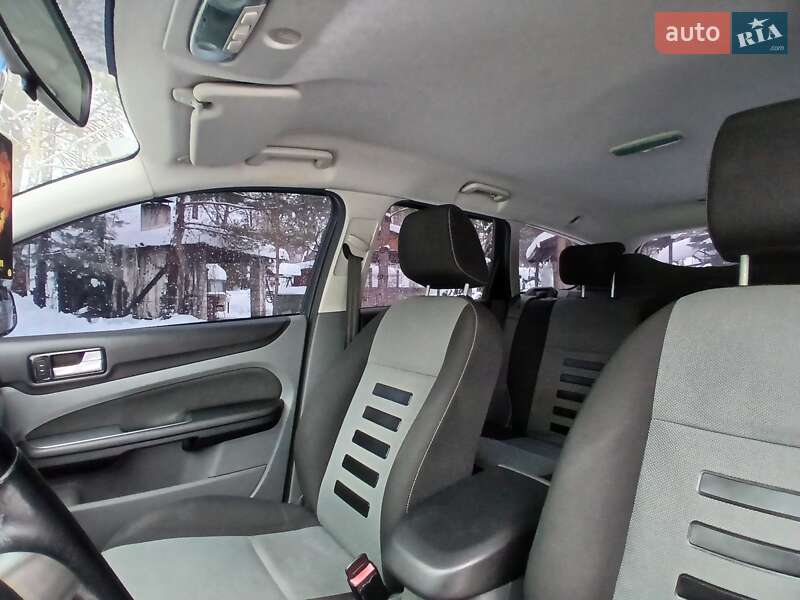Універсал Ford Focus 2010 в Дрогобичі фото 7 Універсал Ford Focus 2010 в Дрогобичі
