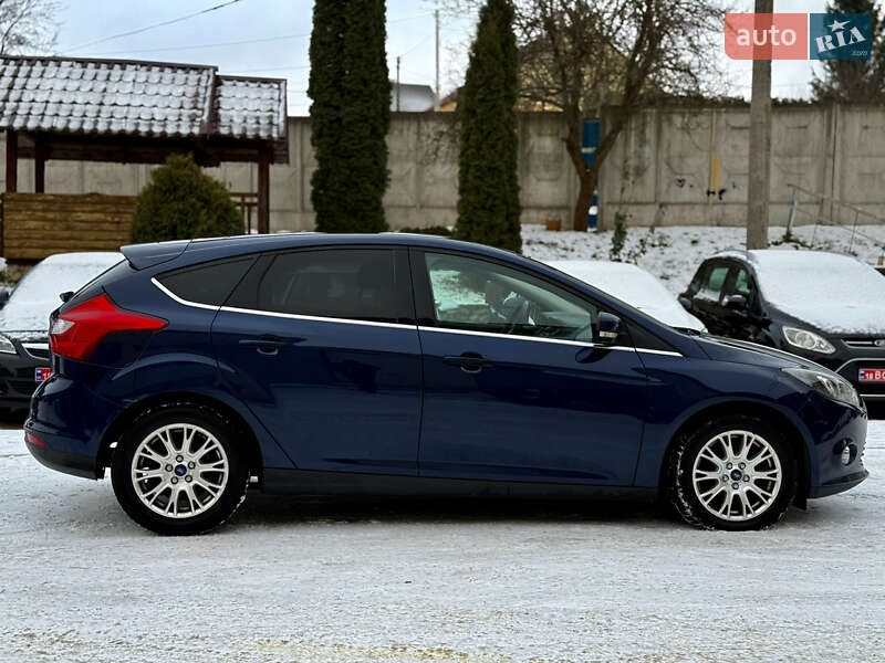 Хэтчбек Ford Focus 2012 в Ровно