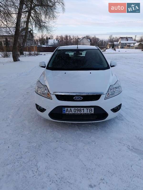 Хэтчбек Ford Focus 2011 в Броварах