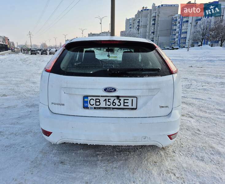 Хэтчбек Ford Focus 2011 в Чернигове