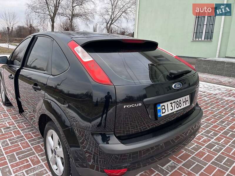 Хетчбек Ford Focus 2005 в Полтаві