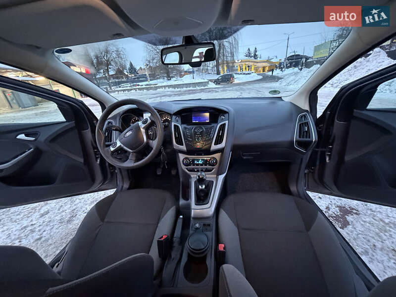 Универсал Ford Focus 2011 в Ровно