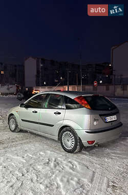 Хэтчбек Ford Focus 2004 в Киеве