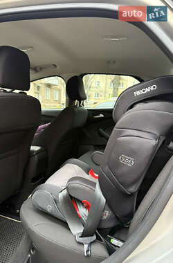 Седан Ford Focus 2015 в Киеве фото 12 Седан Ford Focus 2015 в Киеве