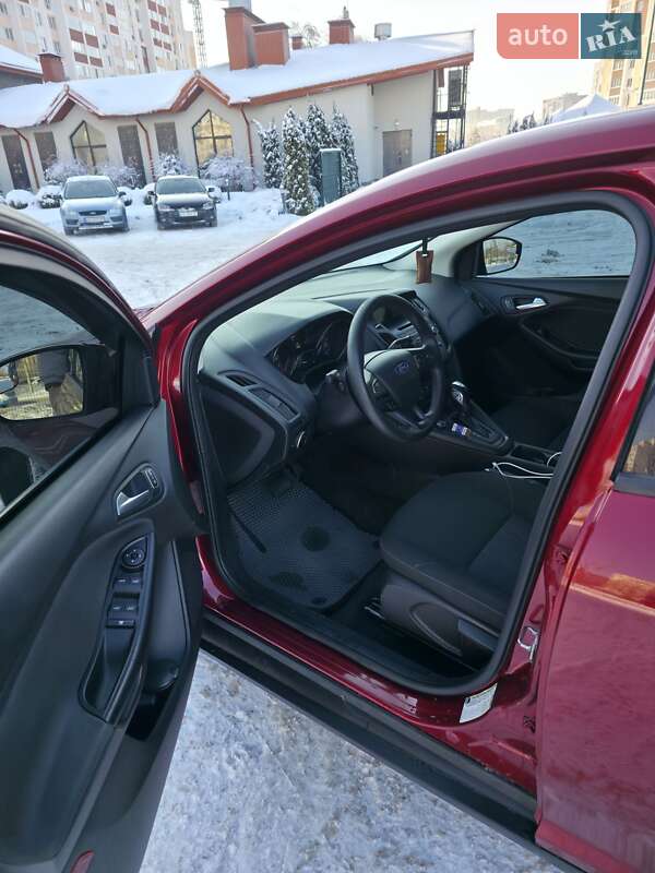 Хетчбек Ford Focus 2015 в Києві