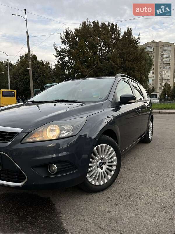 Универсал Ford Focus 2010 в Березному