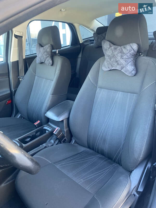 Седан Ford Focus 2015 в Чернігові