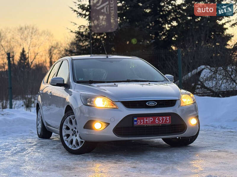 Хетчбек Ford Focus 2010 в Дрогобичі