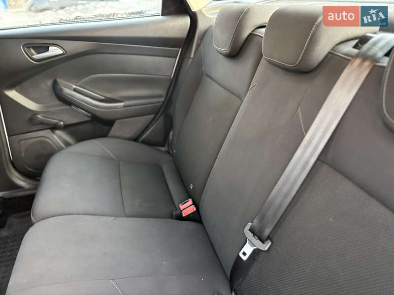 Седан Ford Focus 2016 в Николаеве