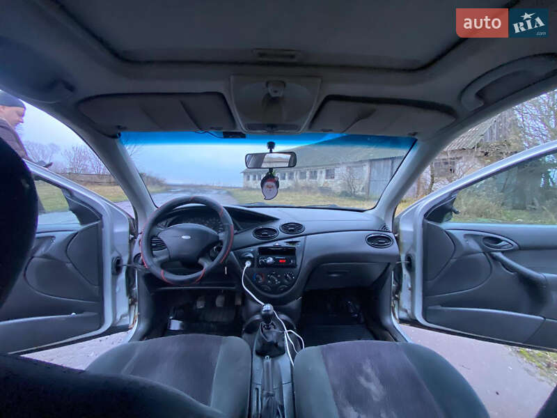 Универсал Ford Focus 1999 в Глухове фото 16 Универсал Ford Focus 1999 в Глухове