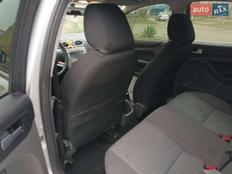 Хетчбек Ford Focus 2007 в Павлограді