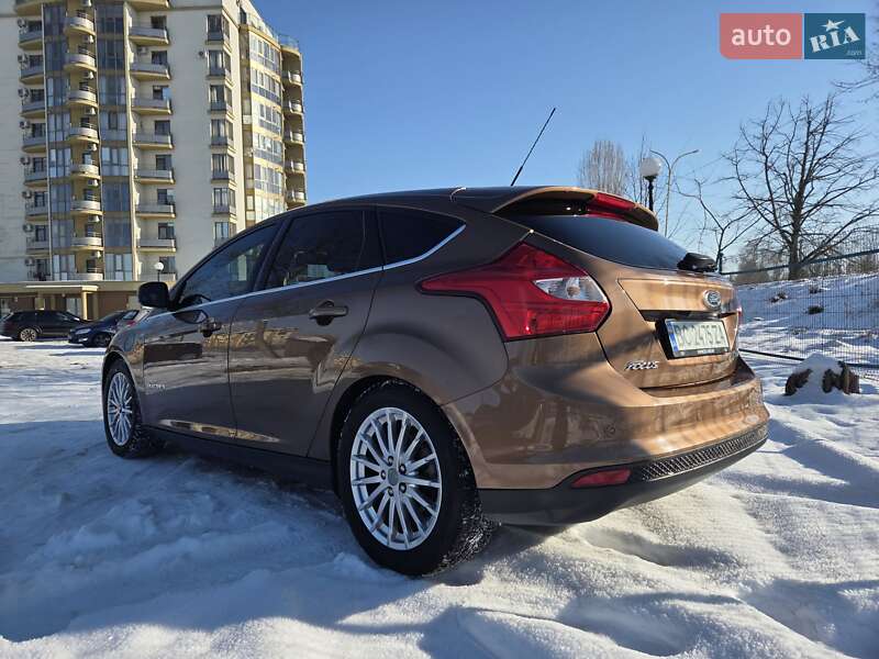 2013 Ford Focus, VIN WF0KXXGCBEDK87100:plate — фото 1 (autoria)