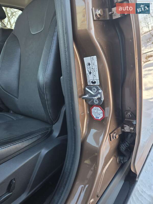 Хэтчбек Ford Focus 2013 в Ужгороде