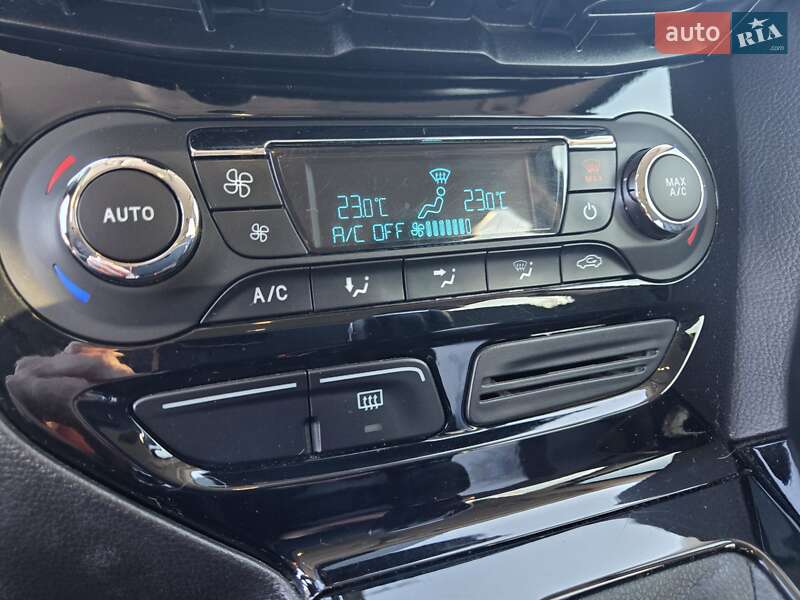 Хэтчбек Ford Focus 2013 в Ужгороде