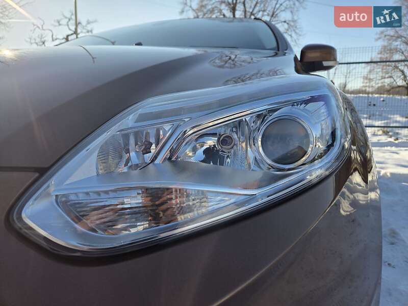 Хэтчбек Ford Focus 2013 в Ужгороде