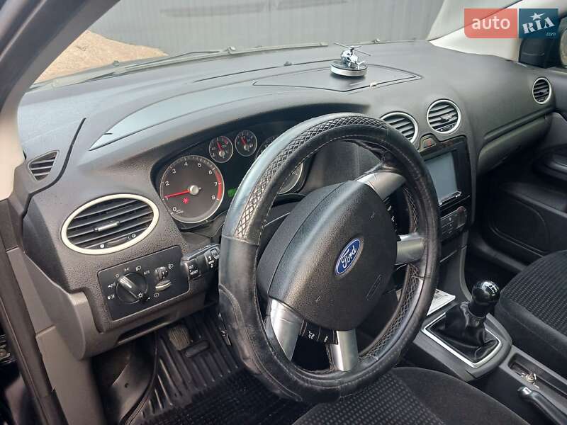 Седан Ford Focus 2007 в Новоукраїнці