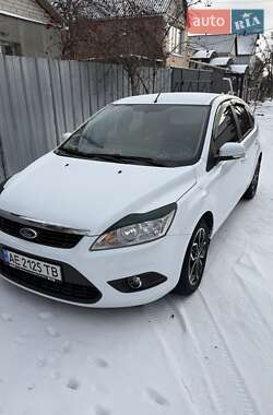 Хэтчбек Ford Focus 2011 в Вольногорске