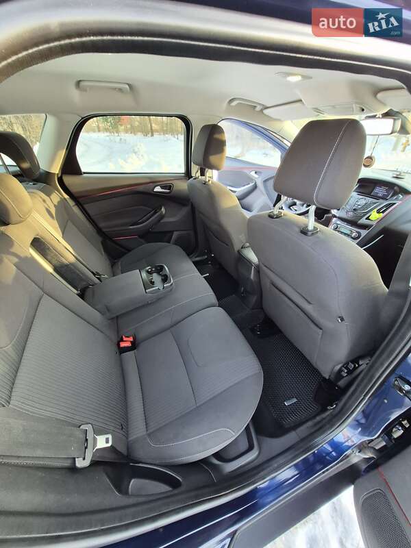Універсал Ford Focus 2011 в Конотопі