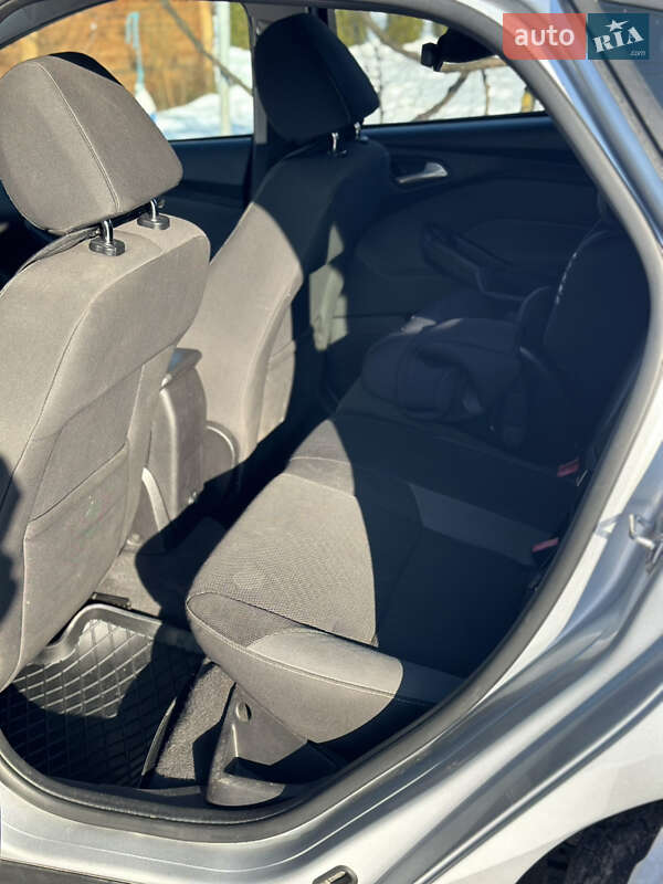 Хетчбек Ford Focus 2012 в Калуші фото 11 Хетчбек Ford Focus 2012 в Калуші