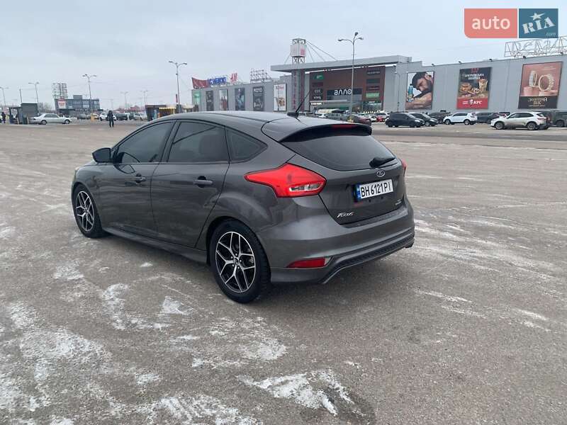 Хэтчбек Ford Focus 2016 в Одессе