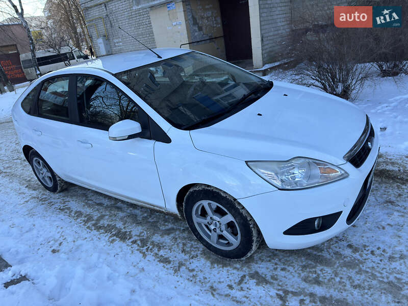 Хэтчбек Ford Focus 2011 в Балаклее