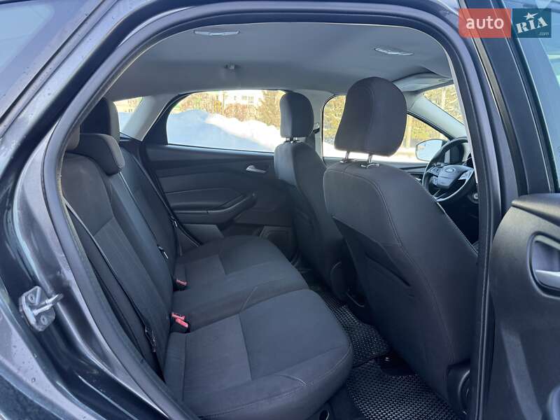 Хетчбек Ford Focus 2017 в Рівному