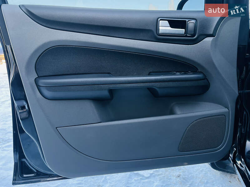 Хэтчбек Ford Focus 2008 в Харькове