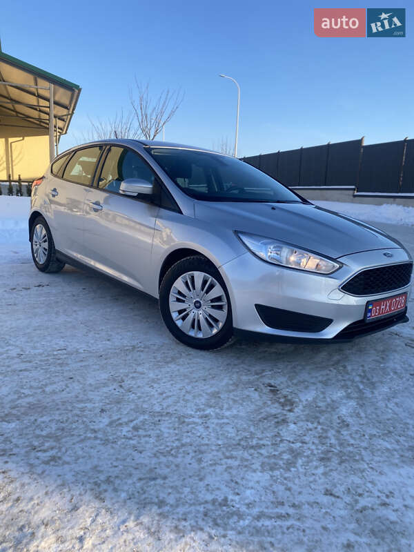 Хэтчбек Ford Focus 2018 в Луцке фото 2 Хэтчбек Ford Focus 2018 в Луцке