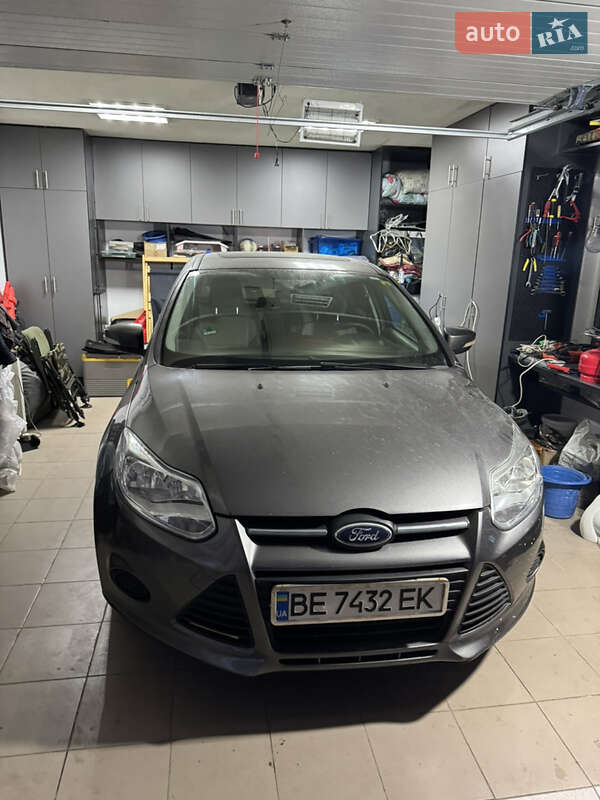 Седан Ford Focus 2013 в Николаеве фото Седан Ford Focus 2013 в Николаеве