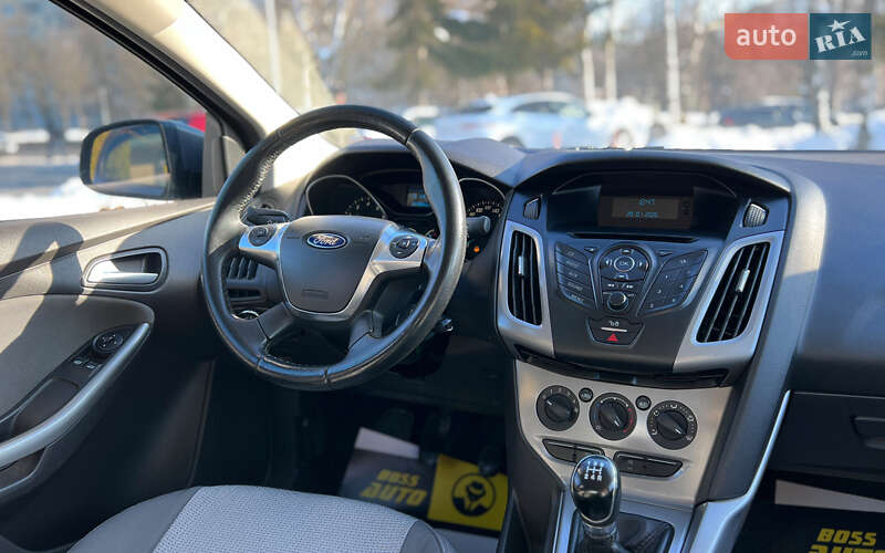 Седан Ford Focus 2013 в Львові