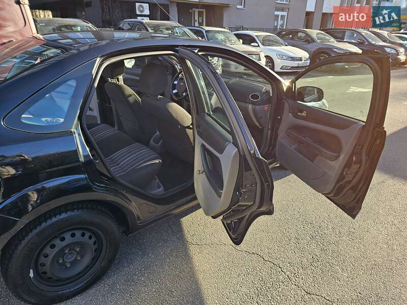 Седан Ford Focus 2008 в Києві